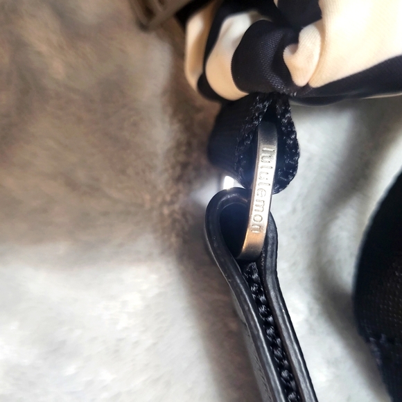 Lululemon Festival Bag in Apex - Picture 12 of 17